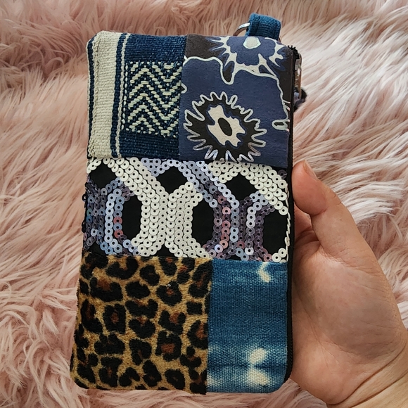 Candie Cooper fabric denim & sequin patchwork zipper pouch clutch purse - Picture 10 of 10